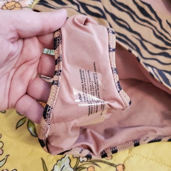 Aerie One Piece Cutout Zebra Print Wrap Tie‎ Waist Swimsuit Size Medium New!!! - Picture 9 of 12